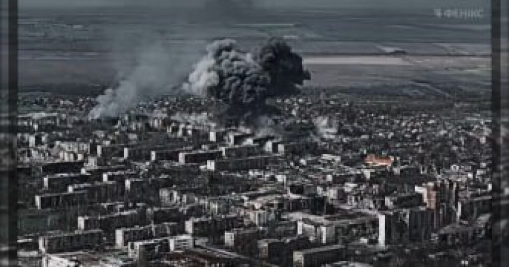 ВСУ публикуют кадры мощного обстрела Константиновки (Украина).